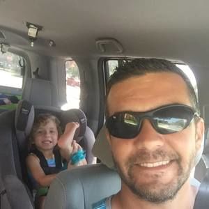 Meet your Posher, Derek